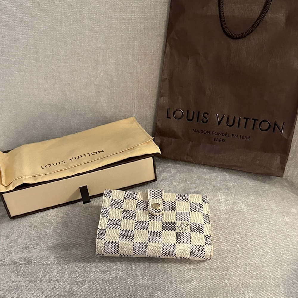 Louis Vuitton White and Gray Checkered Wallet